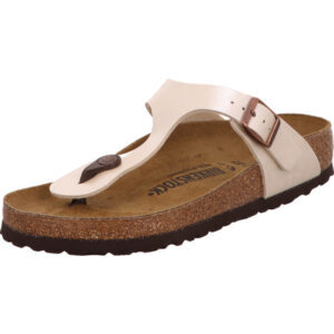 Birkenstock Giseh Zehenschuh beige mit bronze Schnallle und braunem Fußbett