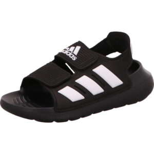 Adidas Kinder Badeschuh schwarz mit zwei Klett und hinten einen Steg mit drei weißen Streifen und Adidas Logo weiß