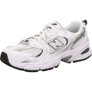 new balance damne sneaker weiss mit silber und seitlich new Balance Logo und heller Sohle