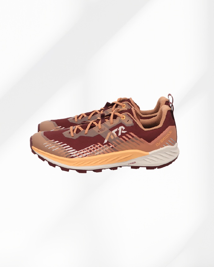 Abstract white studio background for product presentation Empty Lowa Damen Trekking und Wanderschuh bordeaux und orange mit Applikationen weißer Sohle mit lachs und lachfrabene Schnürsenkel