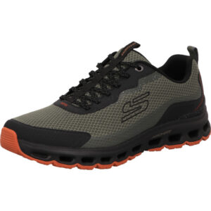 Skechers Schlupfschuhe in grün mit gelochter Sohle.MIt Gummischnürung
